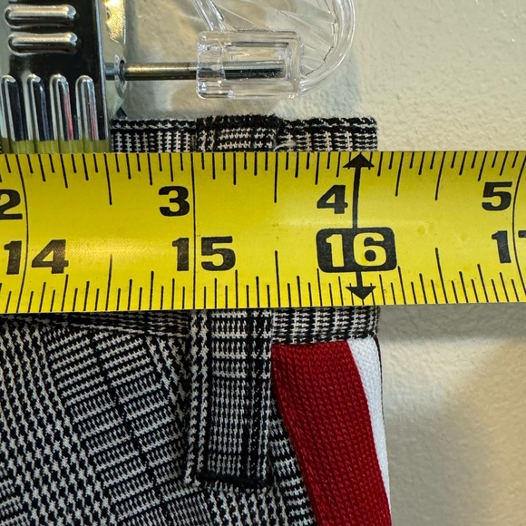 Ninth Hall Highland Zumiez Gray/Black Plaid Chino Pants w/Red Stripe - Men's 32W - Picture 11 of 13